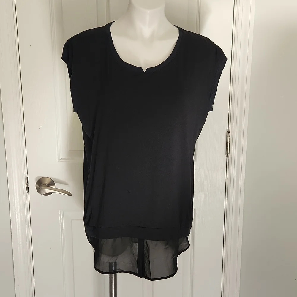Final Sale Two by Vince Camuto Black Top - Picture 2 of 11
